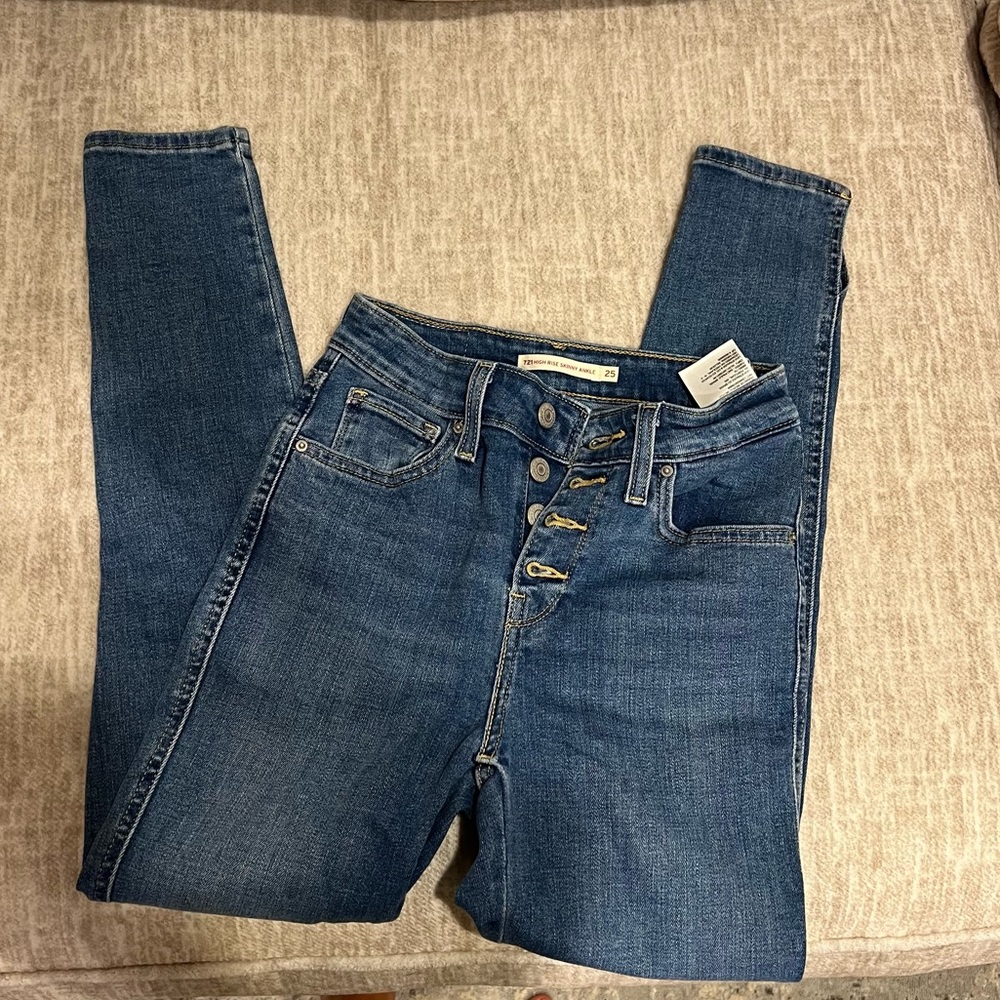 721 High Rise Skinny Ankle